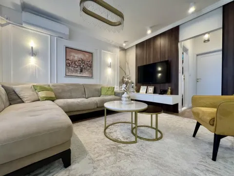 Sale, two bedroom apartment, 63m², Centar, Niš