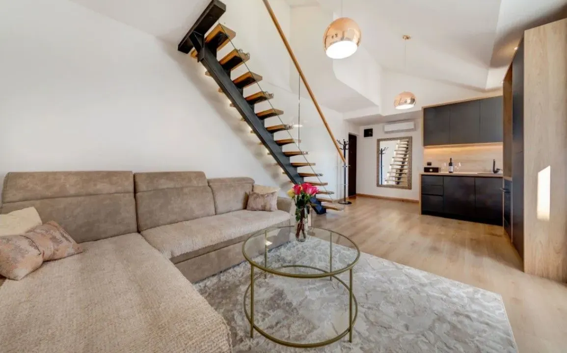 Izdavanje, jednosoban stan, 45m², Zabjelo, Podgorica