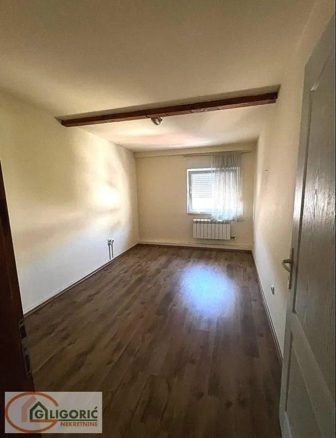 Sale, four bedroom apartment, 112m², Lekino Brdo, Voždovac Sve Podlokacije