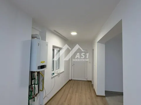 Rent, house, 110m², Karagača, Petrovaradin - image 9