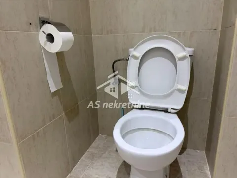 Izdavanje, stan, 170m², Savski Venac, Beograd - image 32