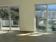 Prodaja, dvosoban stan, 46m², Bečići, Budva - image 1