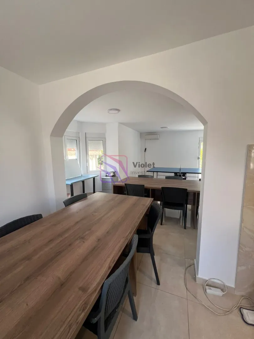 Izdavanje, stan, 500m², Stari Aerodrom, Podgorica