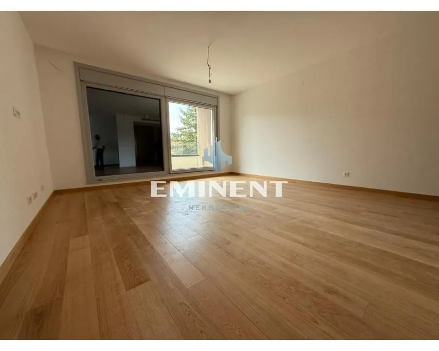 Rent, office space, 105m², Autokomanda, Voždovac Sve Podlokacije