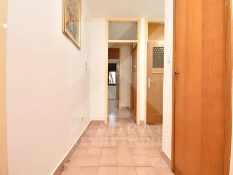 Prodaja, dvosoban stan, 73m², Zabjelo, Podgorica - image 10