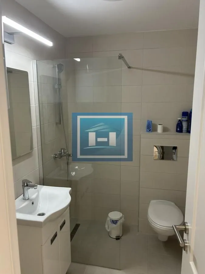 Izdavanje, garsonjera, 28m², Centar, Paraćin