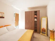 Izdavanje, kuća, 45m², Radanovići, Kotor - image 3