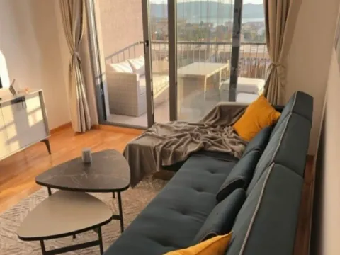 Izdavanje, dvosoban stan, 71m², Mažina, Tivat - image 2