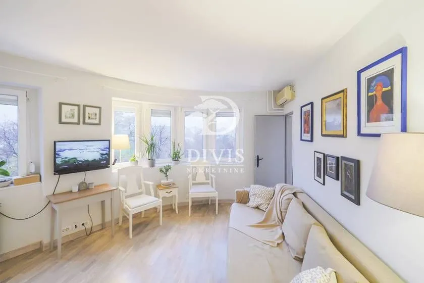 Izdavanje, dvosoban stan, 47m², Neimar, Vračar Sve Podlokacije