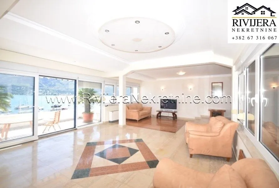 Prodaja, trosoban stan, 263m², Centar, Herceg Novi