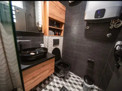 Izdavanje, dvosoban stan, 65m², Stari Aerodrom, Podgorica - image 11