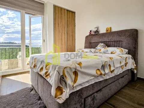 Prodaja, trosoban stan, 74m², Pobrežje, Podgorica - image 10