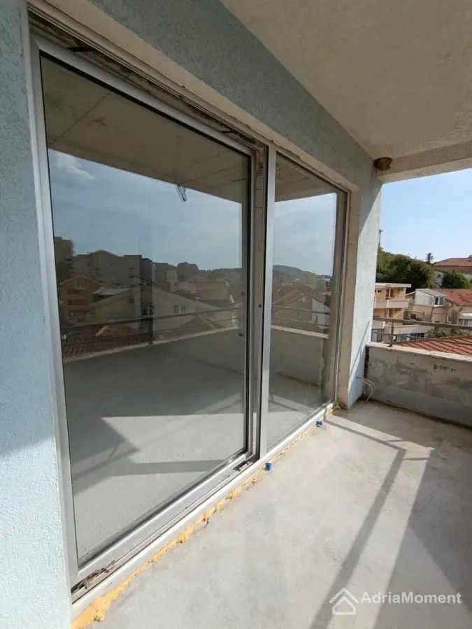 Prodaja, dvosoban stan, 57m², Bečići, Budva