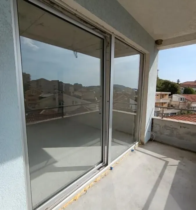 Sale, two bedroom apartment, 57m², Bečići, Budva