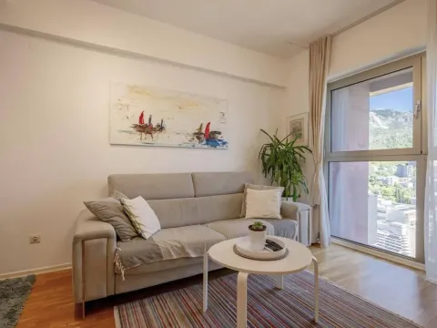 Sale, one bedroom apartment, 50m², Centar, Budva - image 5