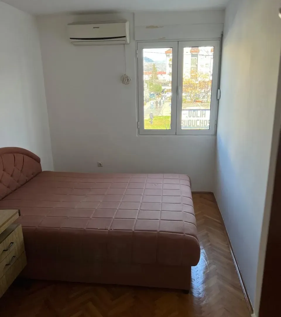 Rent, two bedroom apartment, 76m², Stari Aerodrom, Podgorica