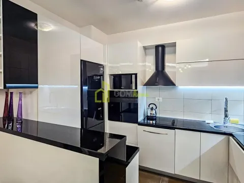 Rent, one bedroom apartment, 54m², City Kvart, Podgorica - image 8