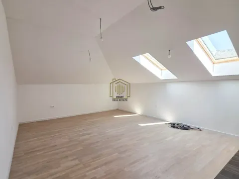 Prodaja, jednosoban stan, 50m², Tološi, Podgorica - image 2