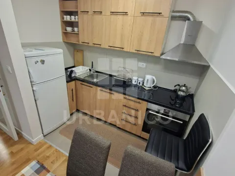 Izdavanje, jednosoban stan, 42m², Pobrežje, Podgorica - image 5