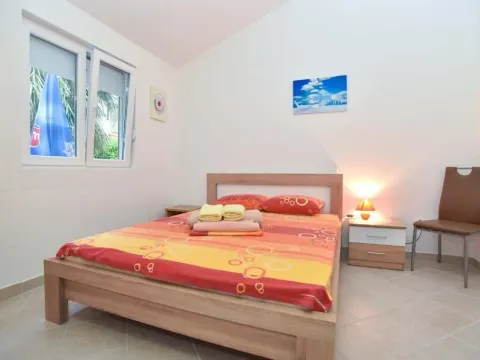 Prodaja, kuća, 179m², Petrovac, Budva - image 13