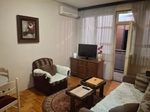 Rent, one bedroom apartment, 40m², Preko Morače, Podgorica - image 4