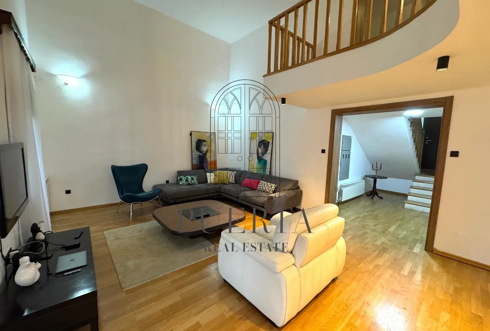 Rent, house, 300m², Gorica C, Podgorica