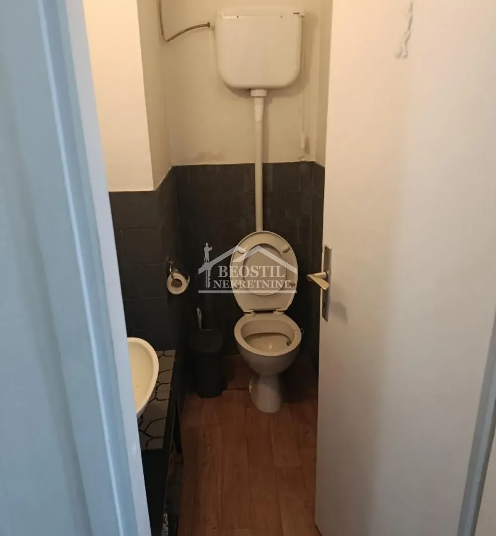 Sale, three bedroom apartment, 74m², Banjica, Voždovac Sve Podlokacije