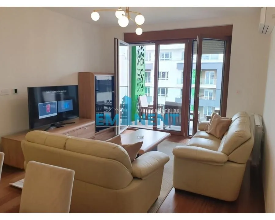 Izdavanje, četvorosoban stan, 100m², Novi Beograd Blok 65, Novi Beograd Sve Podlokacije