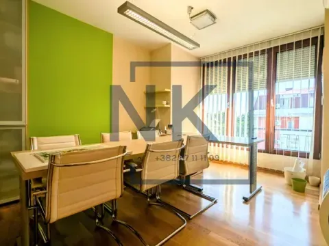 Rent, office space, 42m², Preko Morače, Podgorica