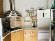 Izdavanje, četvorosoban stan, 130m², Centar, Novi Sad - image 6