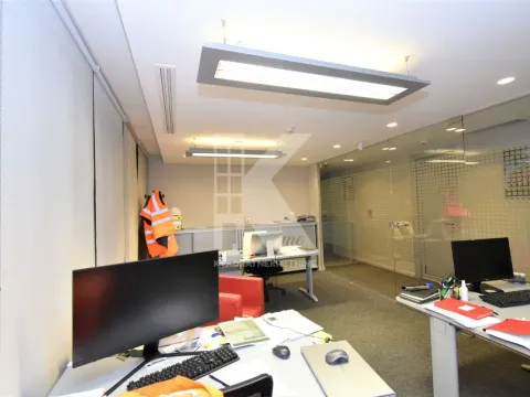 Rent, office space, 177m², City Kvart, Podgorica - image 3