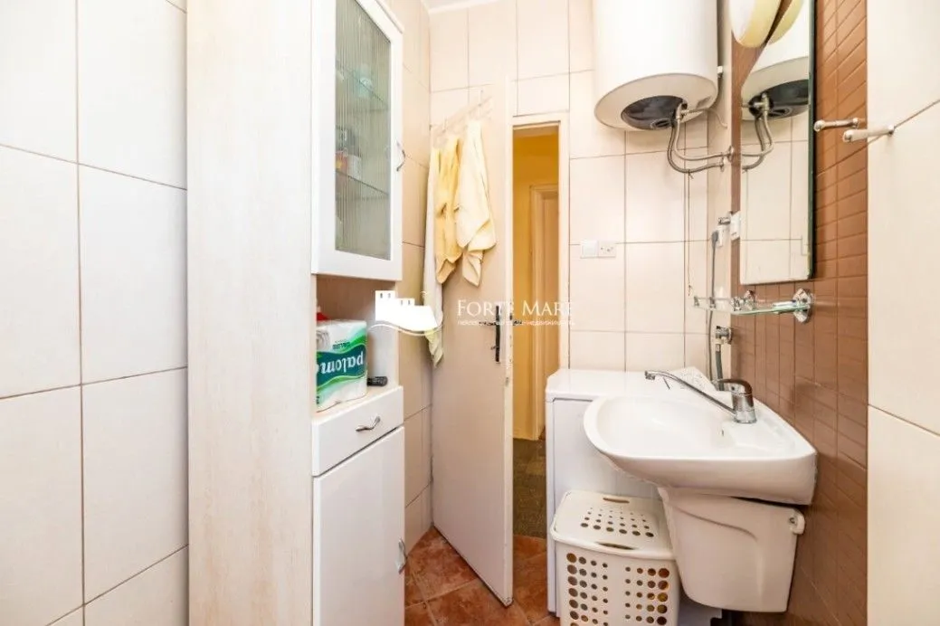 Prodaja, petosoban stan, 119m², Igalo, Herceg Novi