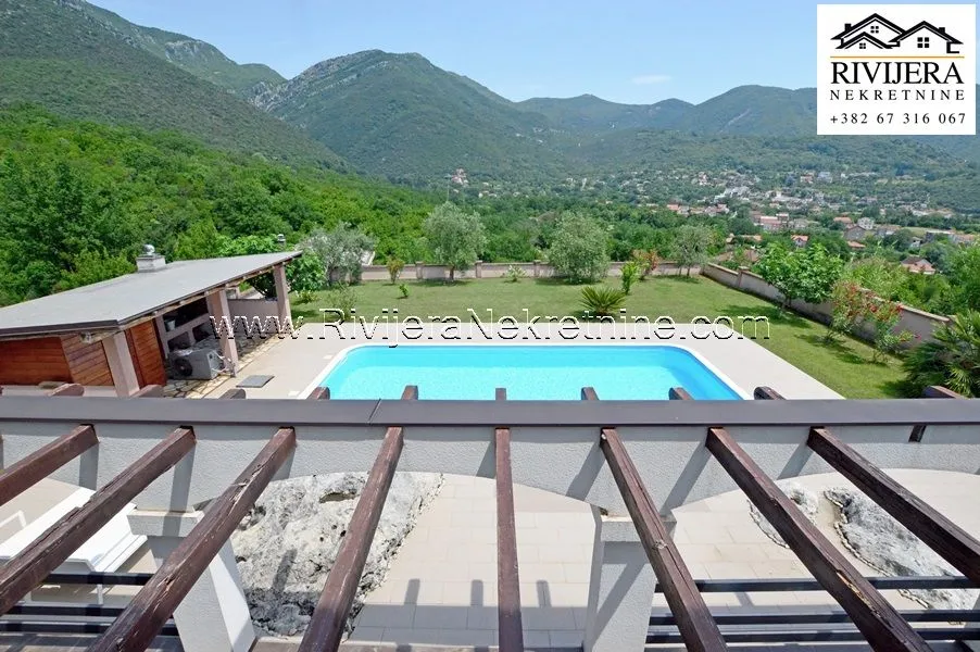 Prodaja, kuća, 348m², Zelenika, Herceg Novi
