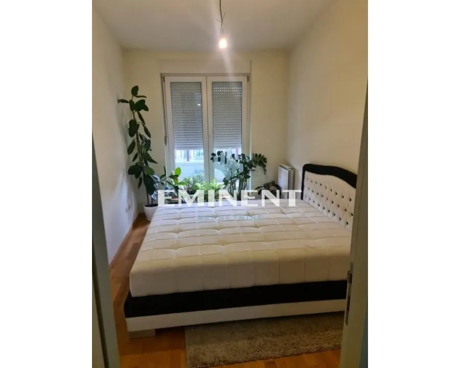 Rent, three bedroom apartment, 91m², Voždovac Sve Podlokacije, Beograd