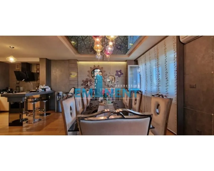 Prodaja, četvorosoban stan, 176m², Novi Beograd Blok 67, Novi Beograd Sve Podlokacije