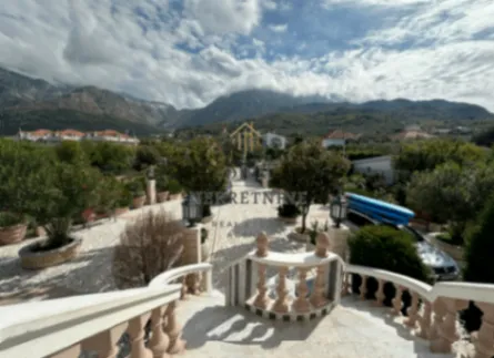 Rent, three bedroom apartment, 200m², Tomba, Bar