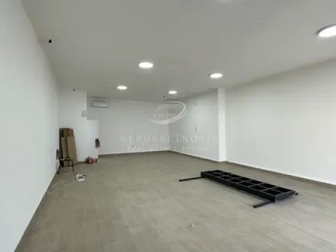 Rent, office space, 65m², Zemun Centar, Zemun Sve Podlokacije