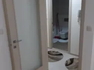 Izdavanje, jednosoban stan, 47m², City Kvart, Podgorica - image 8