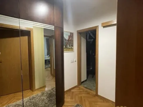 Izdavanje, jednosoban stan, 40m², Stari Grad, Beograd - image 11