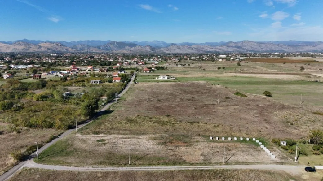 Prodaja, plac, 20000m², Zeta, Podgorica