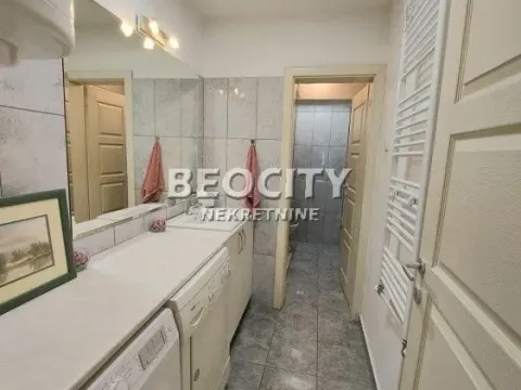 Izdavanje, dvosoban stan, 46m², Centar, Novi Sad - image 8