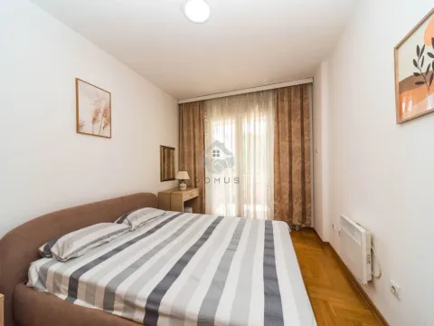 Rent, one bedroom apartment, 50m², Krivi Most, Podgorica - image 9