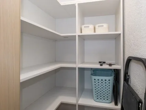 Izdavanje, trosoban stan, 101m², Preko Morače, Podgorica - image 13