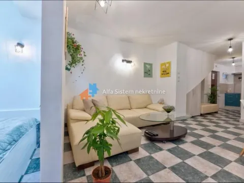 Izdavanje, stan, 37m², Stari Grad, Beograd - image 2