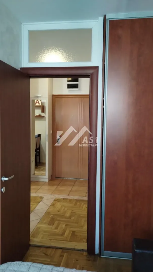 Rent, one bedroom apartment, 35m², Socijalno, Novi Sad Sve Podlokacije