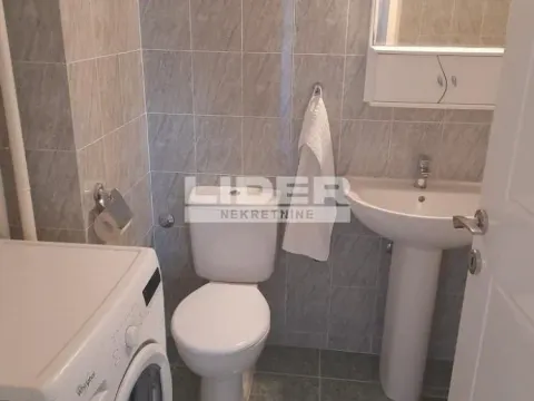 Rent, two bedroom apartment, 78m², Retenzija, Beograd - image 9