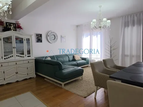 Prodaja, trosoban stan, 104m², Dobra Voda, Bar - image 2