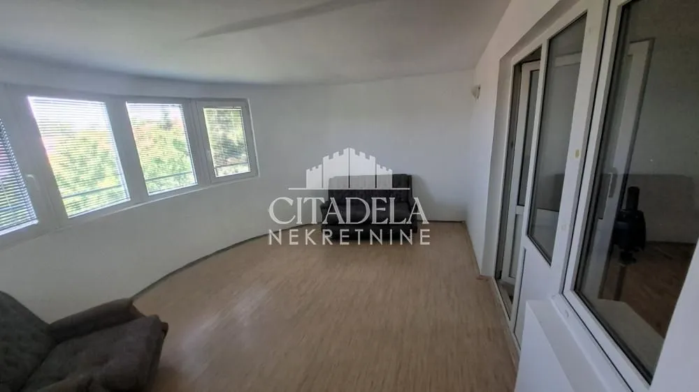 Izdavanje, kuća, 200m², Čukarica, Beograd