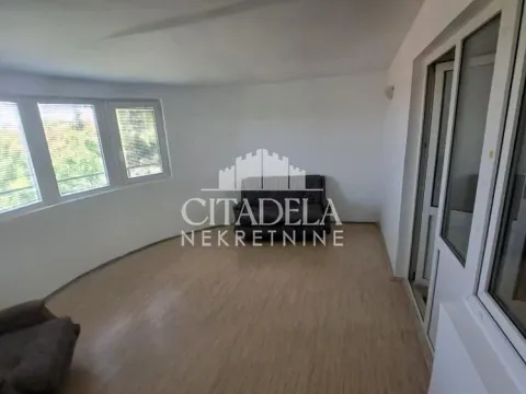 Rent, house, 200m², Čukarica, Beograd - image 14