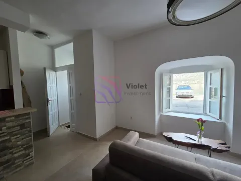 Prodaja, jednosoban stan, 51m², Prčanj, Kotor - image 8